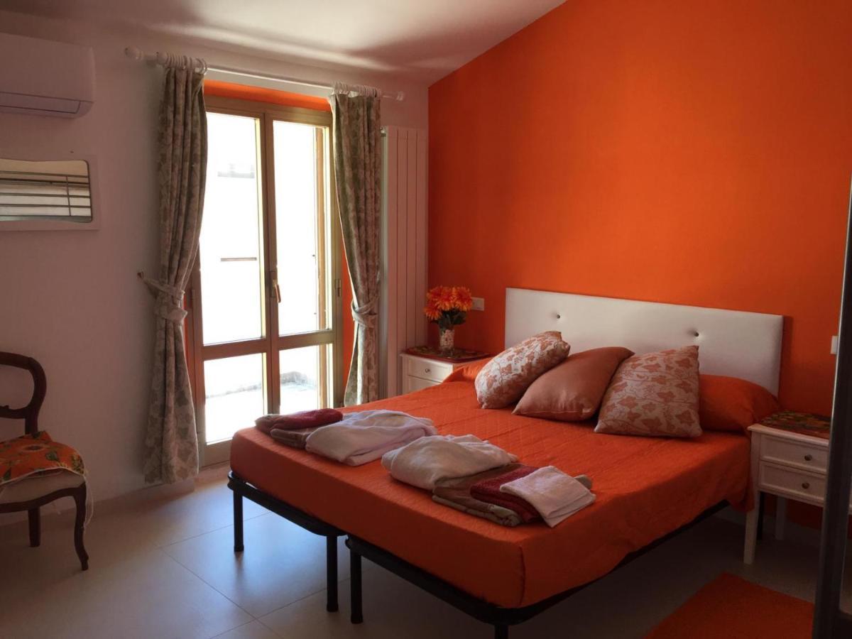 Pousada Copacabana Praia - Affittacamere - Casa Vacanza A Porto SantʼElpidio 外观 照片