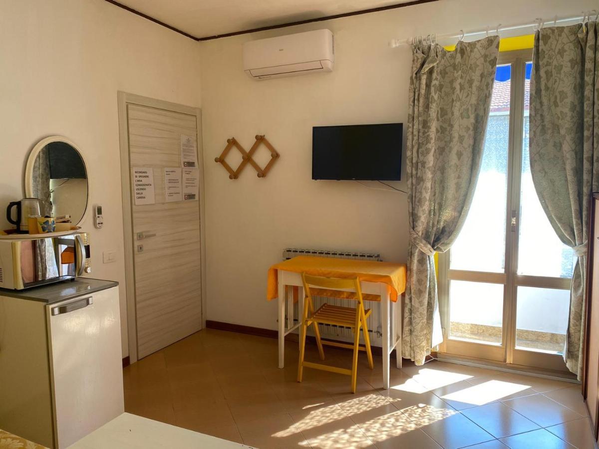 Pousada Copacabana Praia - Affittacamere - Casa Vacanza A Porto SantʼElpidio 外观 照片